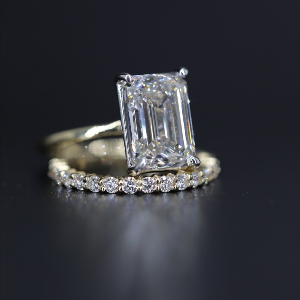 5 carat Diamond ring and wedding band